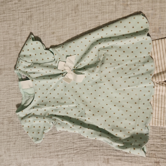 2T Tahari outfit - Picture 2 of 3
